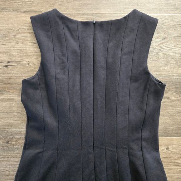 Lands' End Women's Ponte Sleeveless Seamed Panel Fit & Flare Dress Black Size 8 - Picture 5 of 11